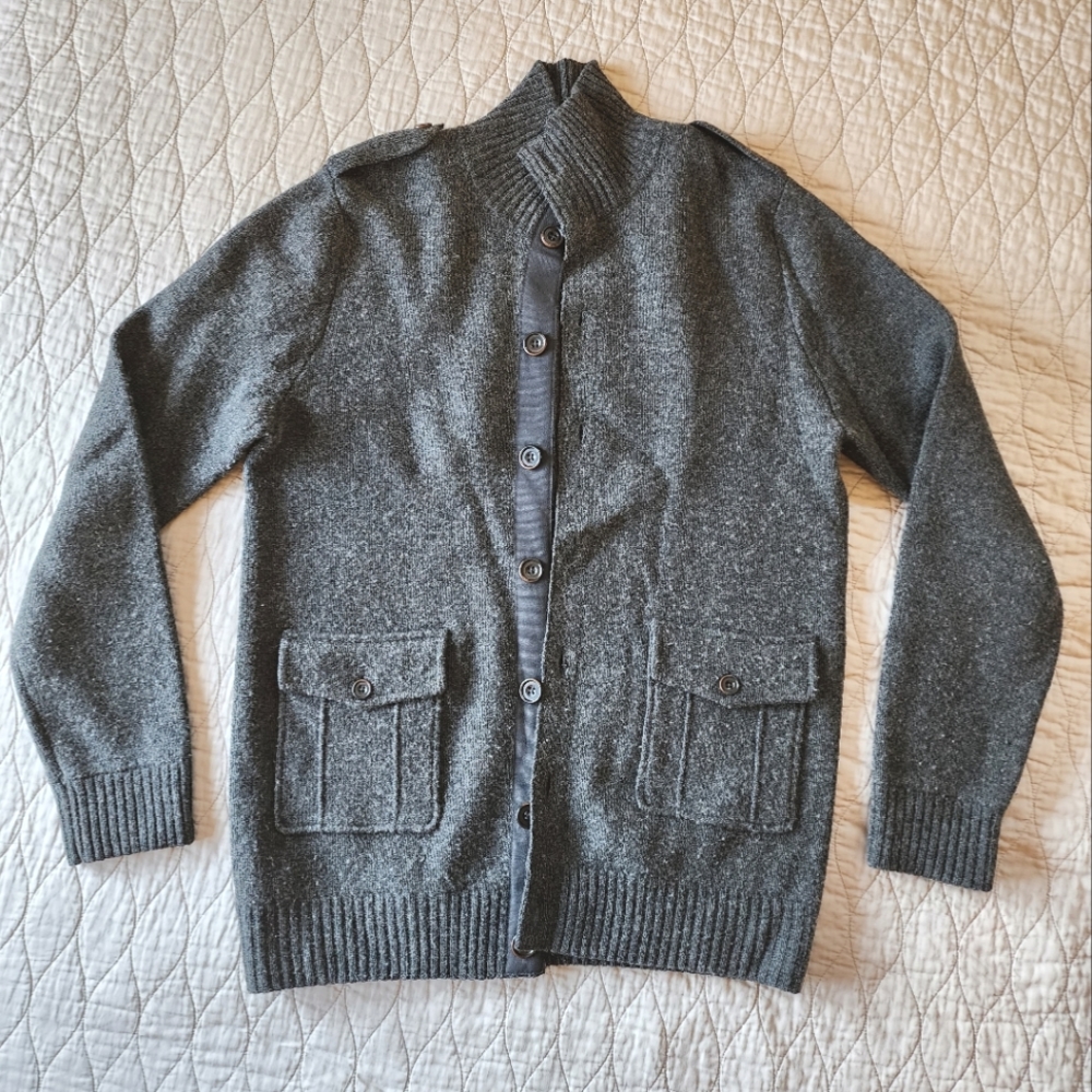 GAP 100% Lambs Wool Men's MT Medium Tall Cardigan